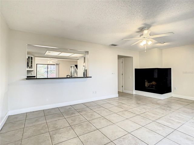 955 SUNRIDGE DRIVE 102, Sarasota, FL 34234