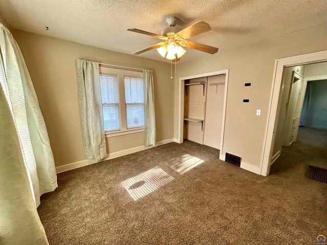 625 SW Wayne AVE, Topeka, KS 66606