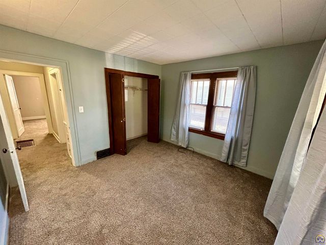625 SW Wayne AVE, Topeka, KS 66606