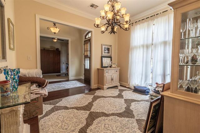 2335 Longue Vue Drive, Lake Charles, LA 70605