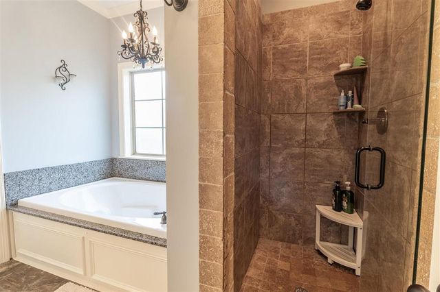 2335 Longue Vue Drive, Lake Charles, LA 70605