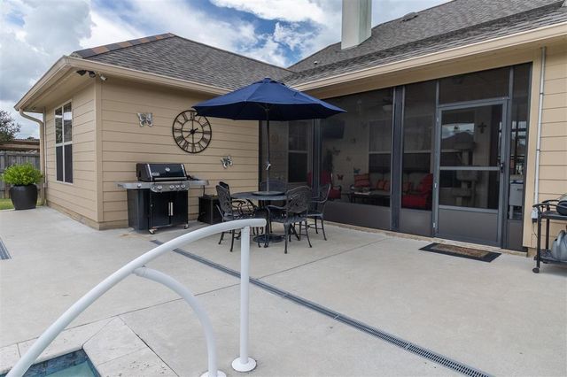 2335 Longue Vue Drive, Lake Charles, LA 70605