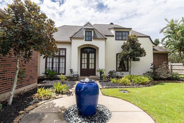 2335 Longue Vue Drive, Lake Charles, LA 70605