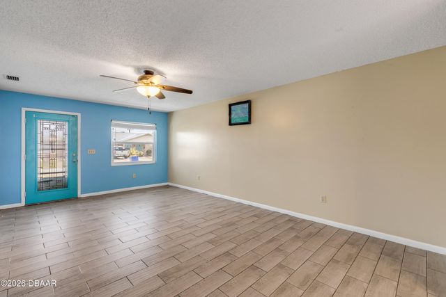 26 Laughing Gull Lane, Edgewater, FL 32141