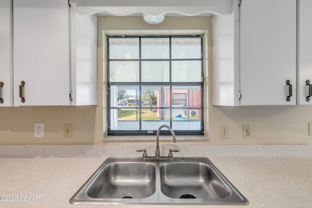 26 Laughing Gull Lane, Edgewater, FL 32141