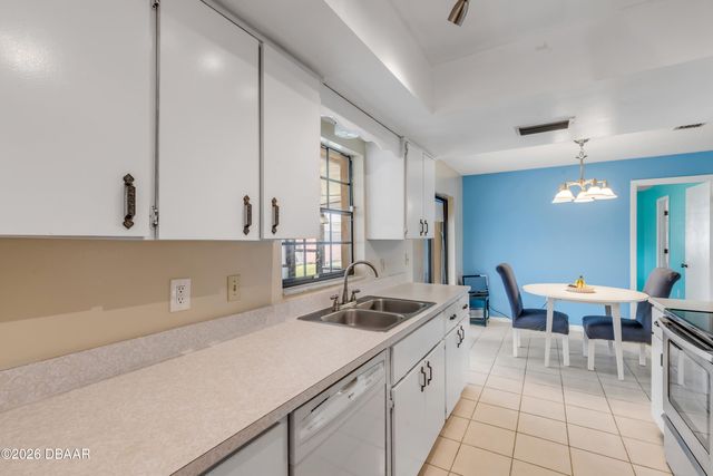 26 Laughing Gull Lane, Edgewater, FL 32141