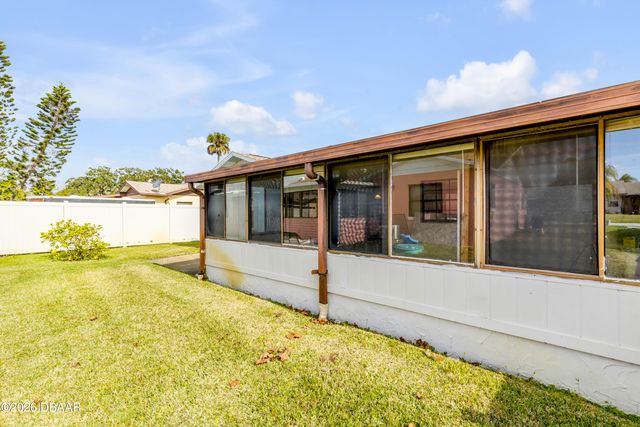 26 Laughing Gull Lane, Edgewater, FL 32141