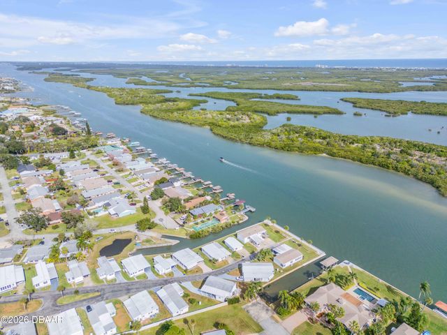 26 Laughing Gull Lane, Edgewater, FL 32141