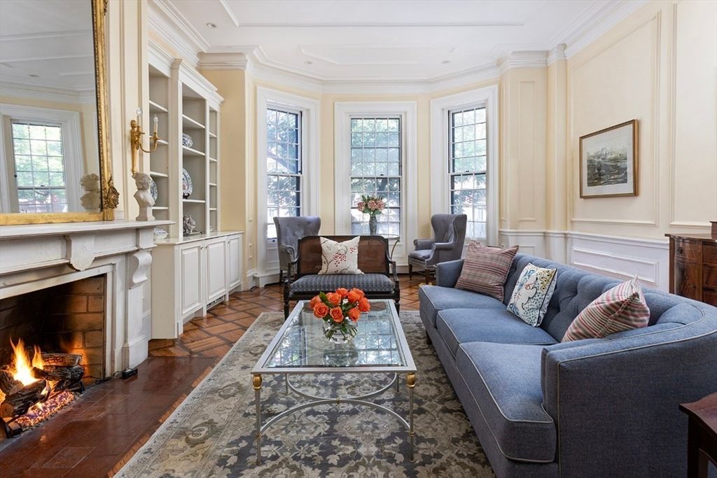 176 Marlborough St 1, Boston, MA 02116