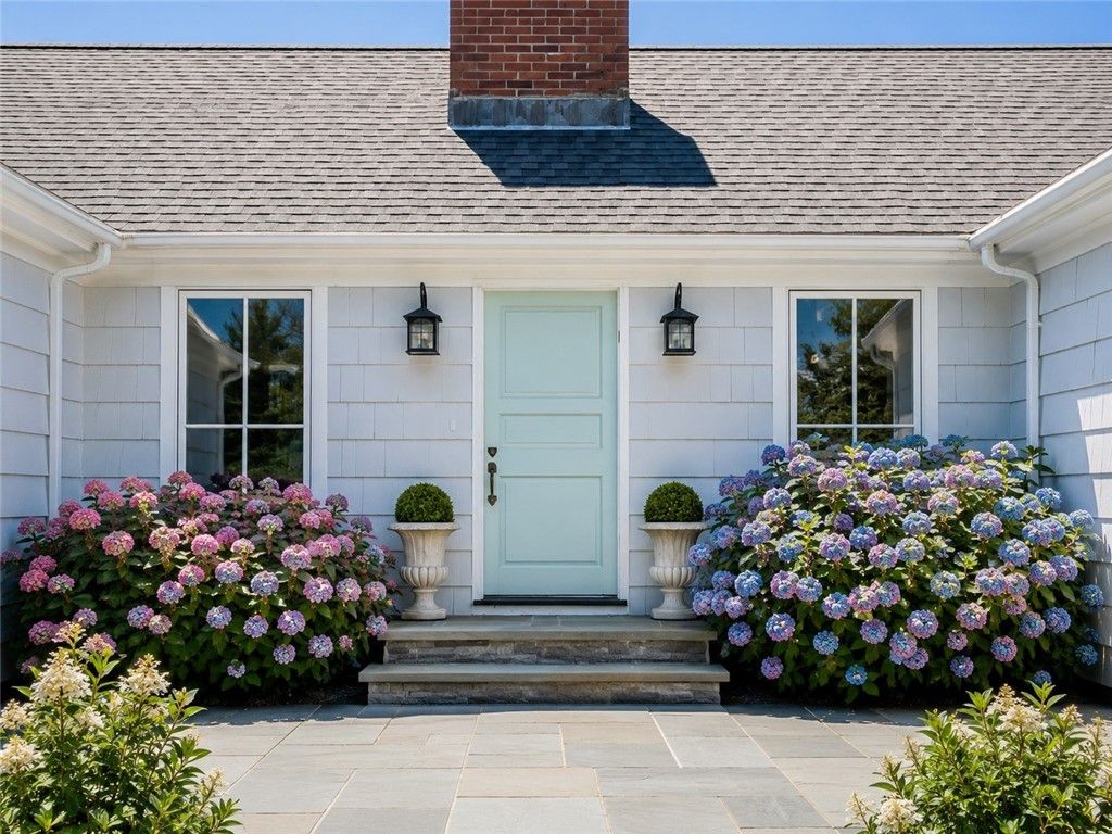 124 Harrison Avenue, Newport, RI 02840