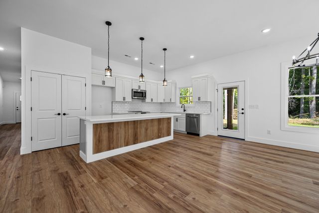 208 Eastbrook Road, Gaffney, SC 29340
