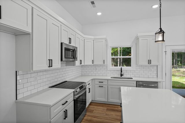208 Eastbrook Road, Gaffney, SC 29340