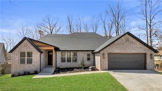 4 Stobo Lane, Bella Vista, AR 72715