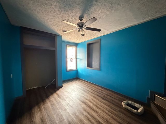 9830 Caneyville Rd, Morgantown, KY 42261