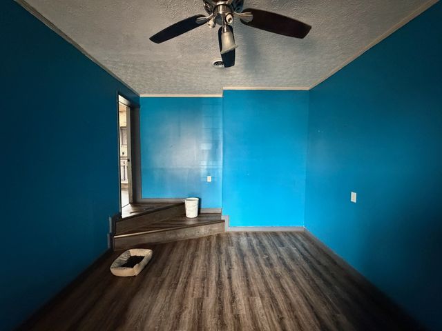 9830 Caneyville Rd, Morgantown, KY 42261