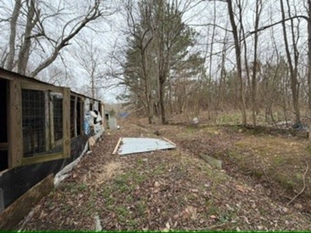 9830 Caneyville Rd, Morgantown, KY 42261