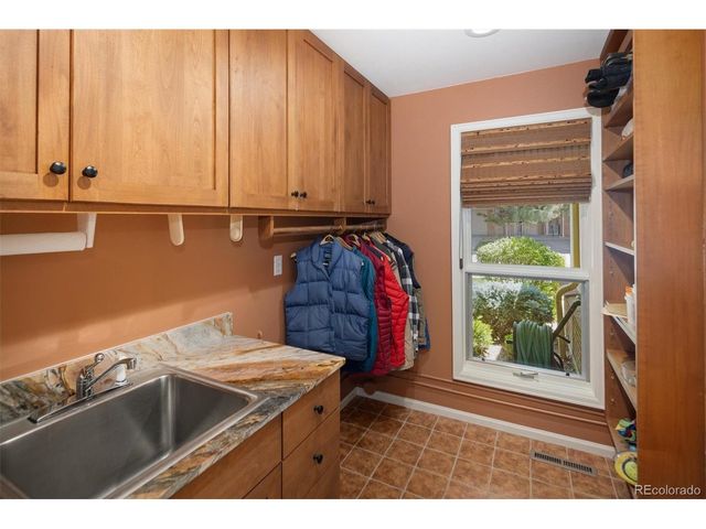 9561 E Lake Cir, Greenwood Village, CO 80111