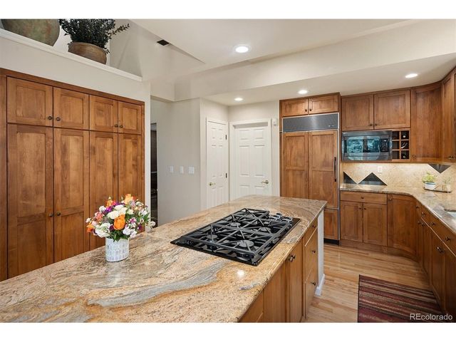9561 E Lake Cir, Greenwood Village, CO 80111
