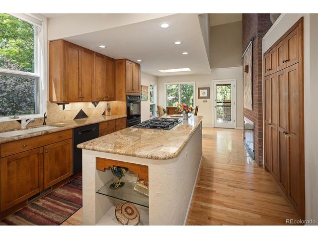 9561 E Lake Cir, Greenwood Village, CO 80111