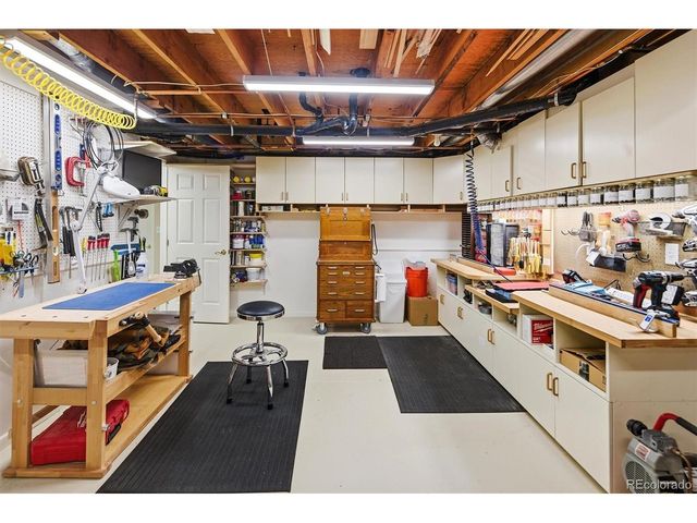 9561 E Lake Cir, Greenwood Village, CO 80111