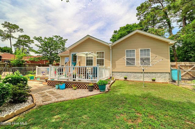 9129 Landing Drive SW, Carolina Shores, NC 28467
