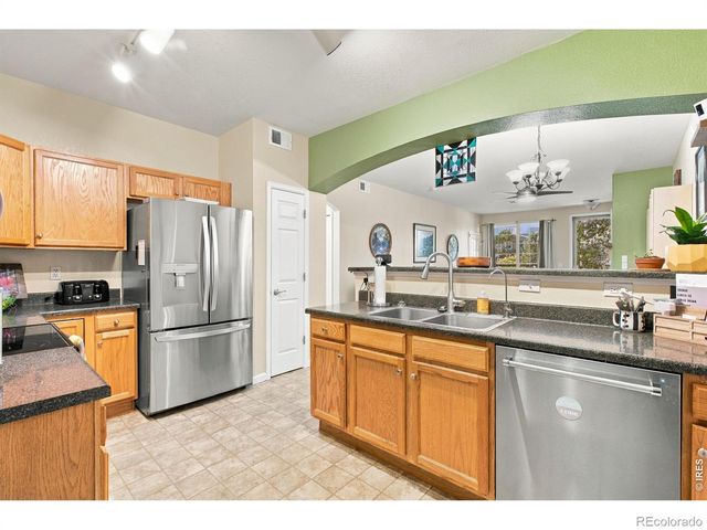 9896 W Freiburg Drive D, Littleton, CO 80127