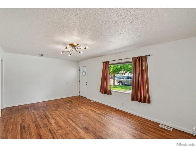 1008 34th Avenue, Greeley, CO 80634