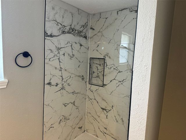 4821 Burning Tree Drive, Baytown, TX 77521