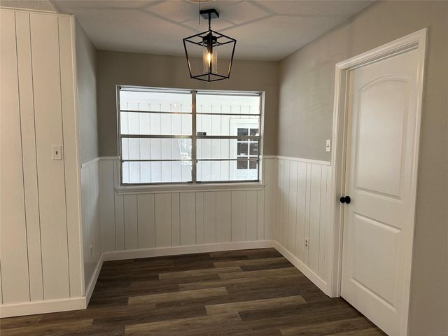 4821 Burning Tree Drive, Baytown, TX 77521