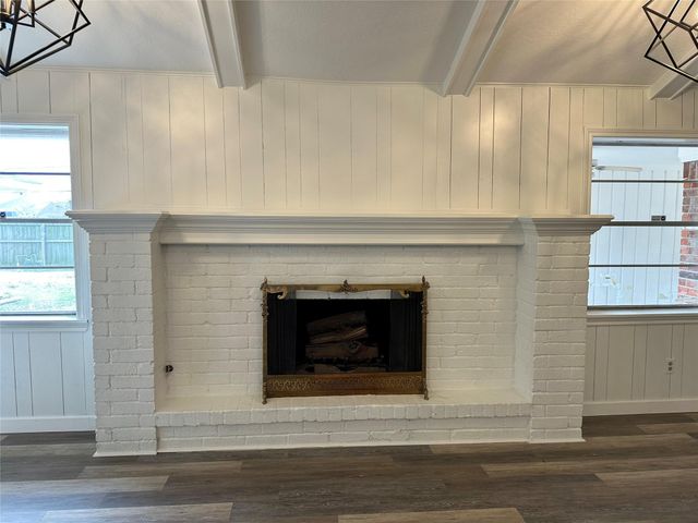 4821 Burning Tree Drive, Baytown, TX 77521