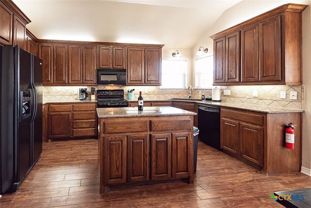 1419 Loving Trail, Belton, TX 76513