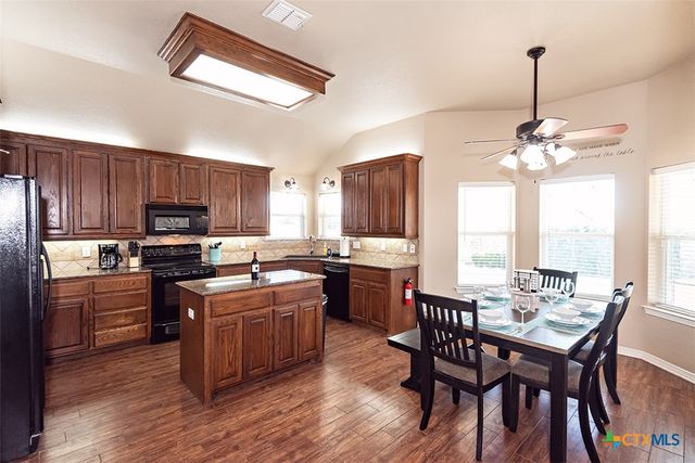 1419 Loving Trail, Belton, TX 76513