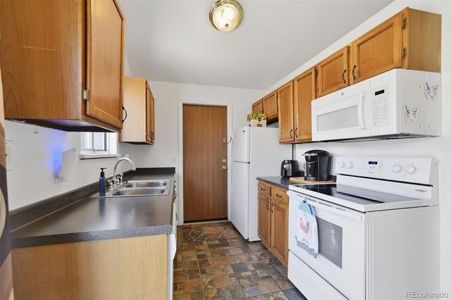 19335 E Batavia pl Place E, Aurora, CO 80011