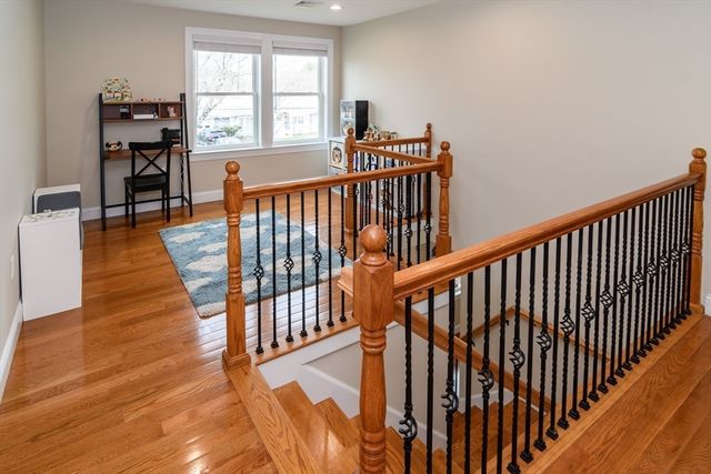 3 Leighton St, Natick, MA 01760