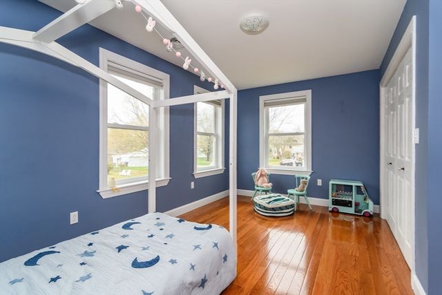 3 Leighton St, Natick, MA 01760