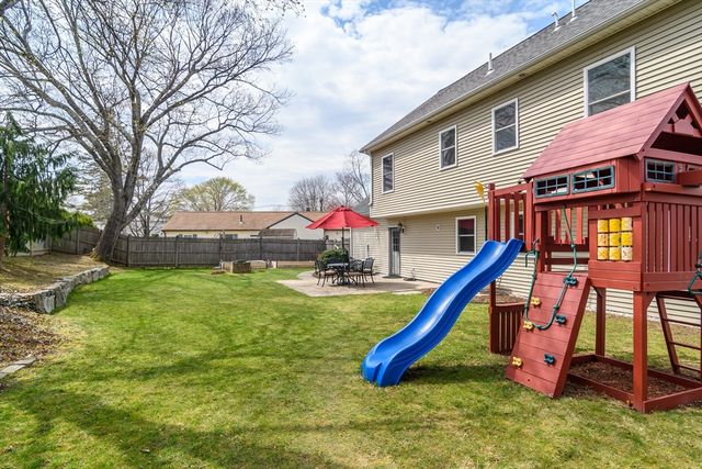 3 Leighton St, Natick, MA 01760