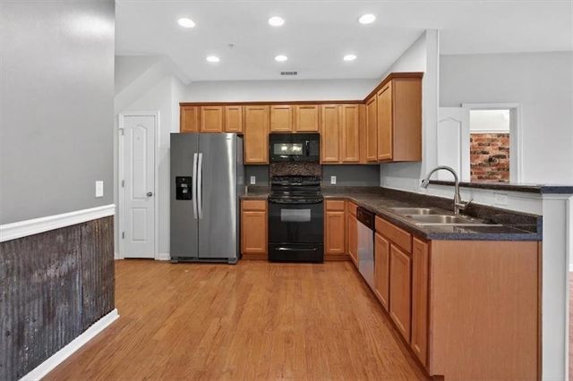 555 Ridge View Crossing, Woodstock, GA 30188