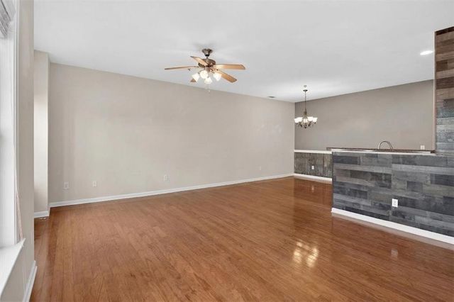 555 Ridge View Crossing, Woodstock, GA 30188