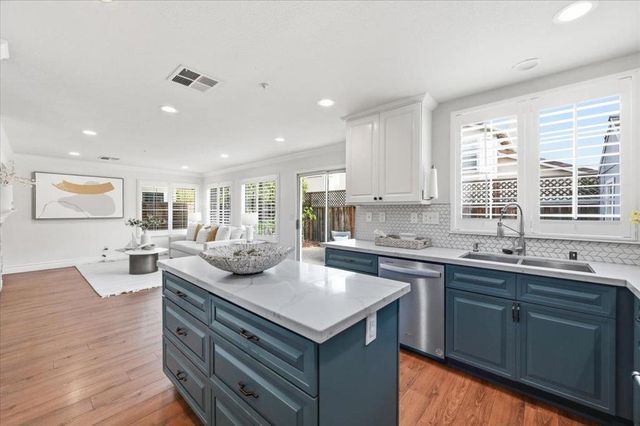 32755 Folklore Loop, Union City, CA 94587