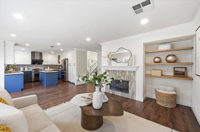 32755 Folklore Loop, Union City, CA 94587