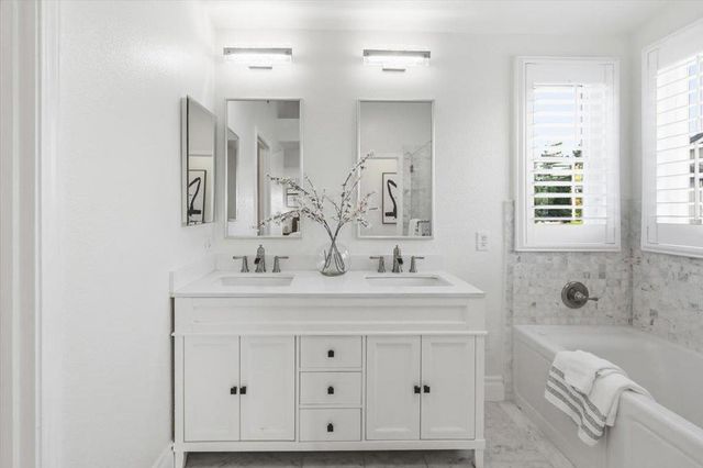 32755 Folklore Loop, Union City, CA 94587