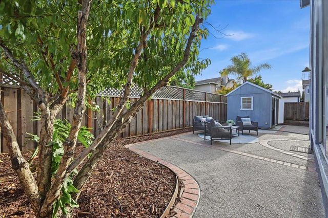 32755 Folklore Loop, Union City, CA 94587
