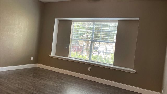 1900 Little Elm TRL 40, Cedar Park, TX 78613