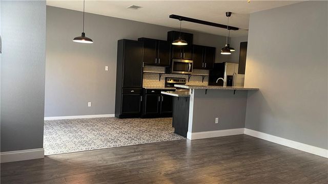 1900 Little Elm TRL 40, Cedar Park, TX 78613