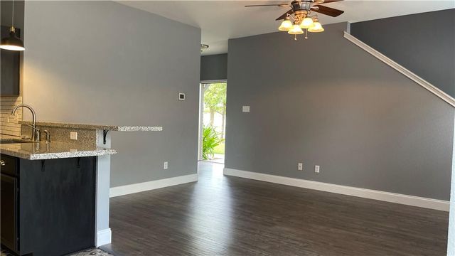 1900 Little Elm TRL 40, Cedar Park, TX 78613