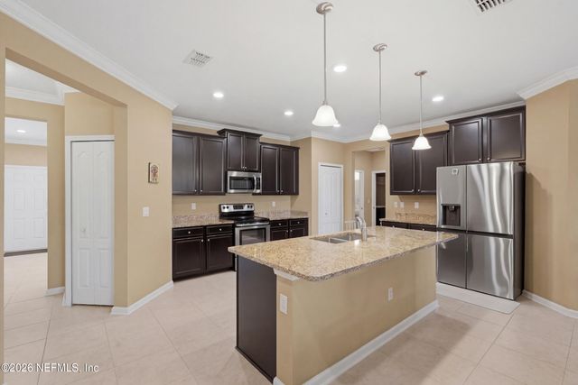 7236 LONGLEAF BRANCH Drive, Jacksonville, FL 32222