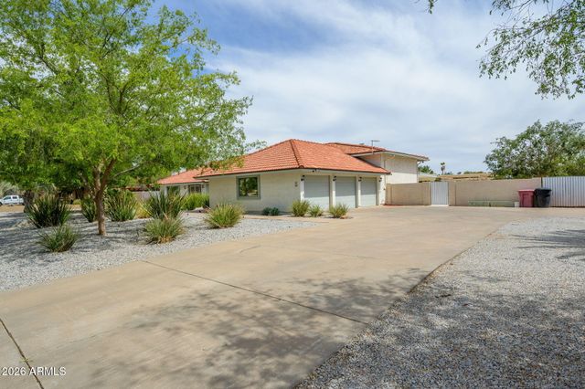 7811 E CHARTER OAK Road, Scottsdale, AZ 85260
