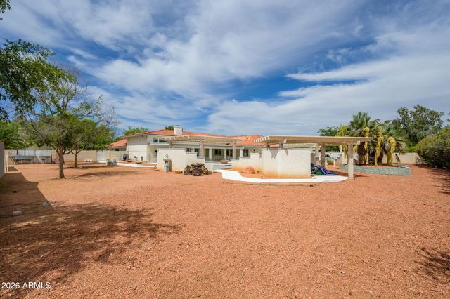 7811 E CHARTER OAK Road, Scottsdale, AZ 85260