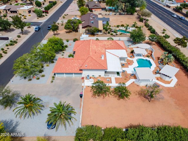 7811 E CHARTER OAK Road, Scottsdale, AZ 85260
