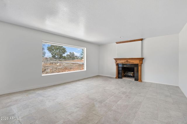 7811 E CHARTER OAK Road, Scottsdale, AZ 85260